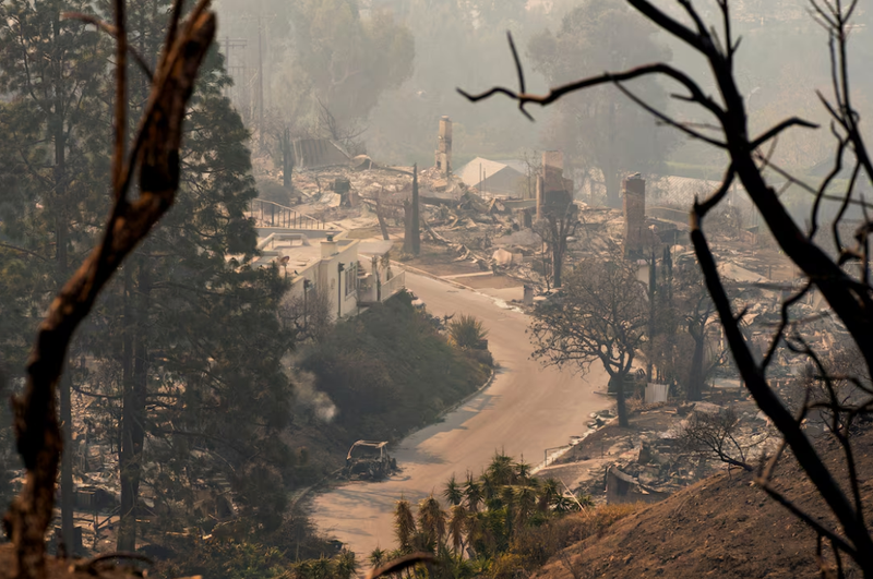 Toàn cảnh vụ cháy rừng hủy diệt ở Los Angeles